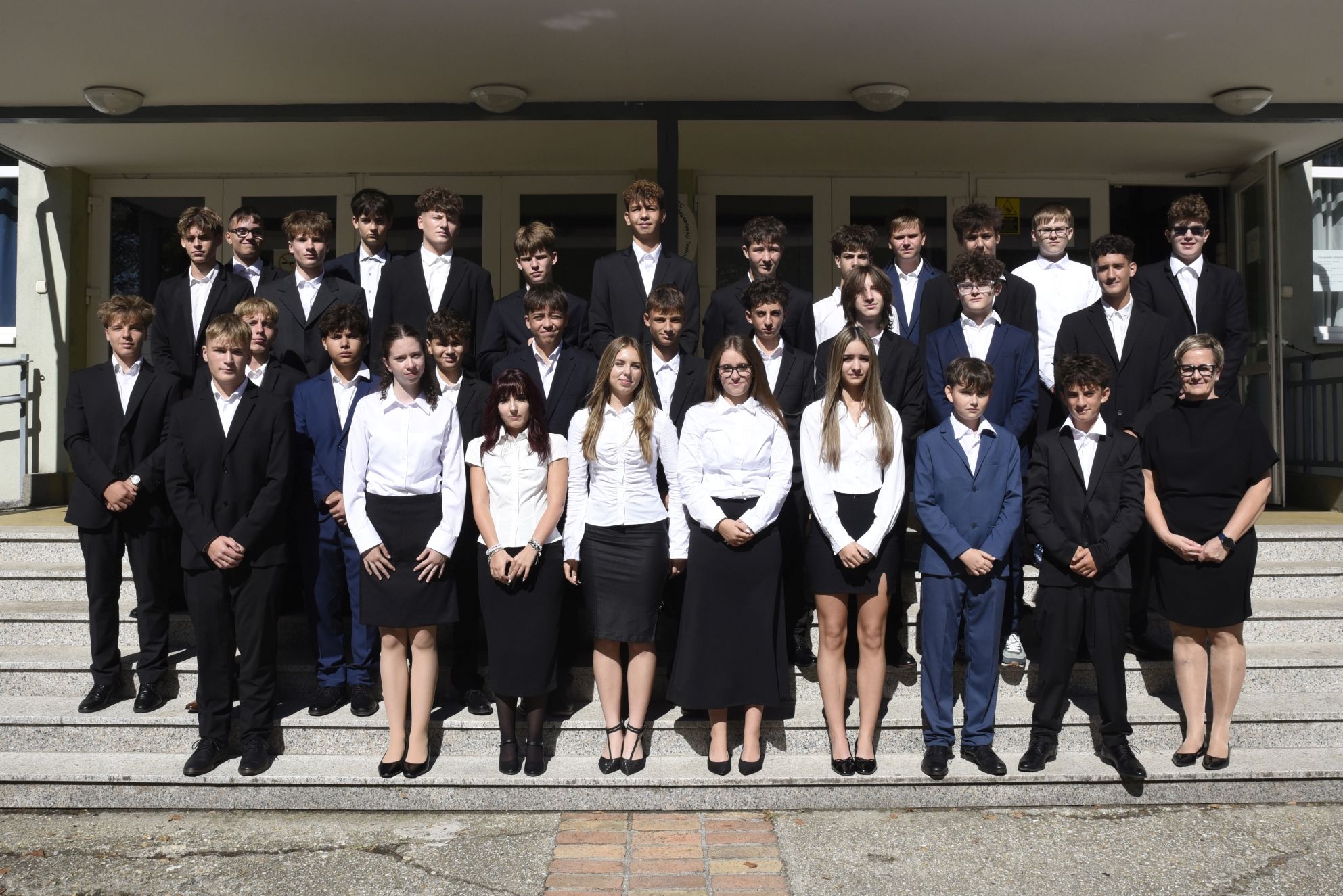 9B.JPG
